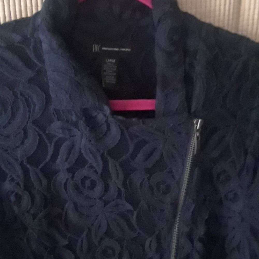 Lace jacket - Picture 2 of 3